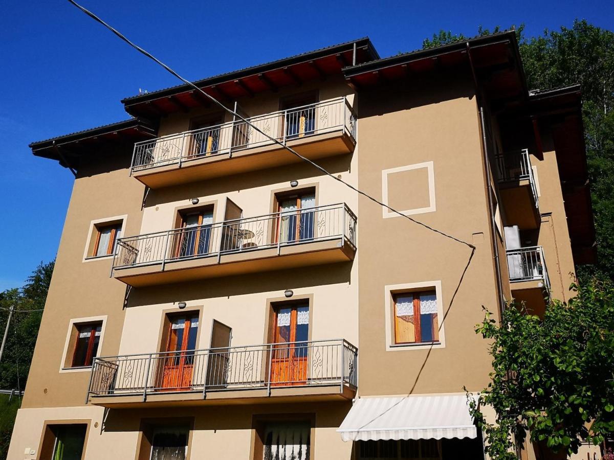 Gio Appartamenti Vacanze 艾马维尔 外观 照片